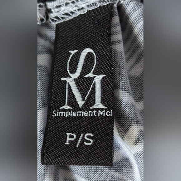 Summer dress - Picture 4 of 9